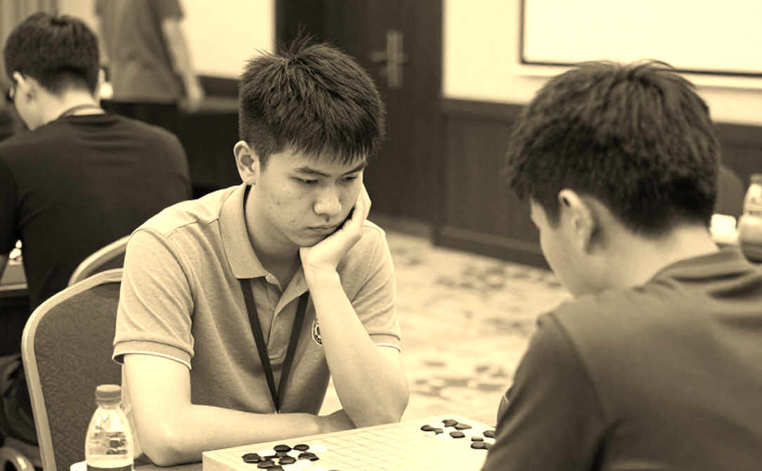 FIDE सर्वे: तीन में से चार महिला शतरंज खिलाड़ियों ने भेदभाव या उत्पीड़न झेला — लेकिन इस 75% का हिसाब किसने जांचा?