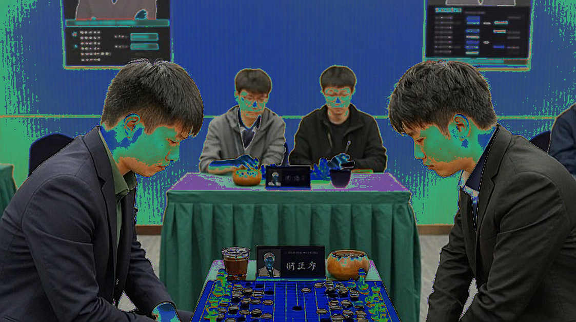ChessBase Magazine #225: प्राग के 27 मिनिएचर और शतरंज की धीमी होती लिखित स्मृति