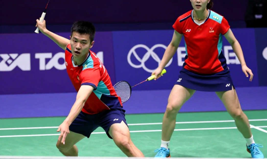 Nine Titles, One Shoulder: Thùy Linh's Reign and Vietnam's Empty Pipeline Nine Titles, One Shoulder: Thùy Linh's Reign and Vietnam's Empty Pipeline
